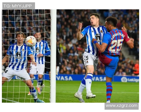 西甲激战巴萨与那不勒斯握手言和神扑瞬间引发全场热议与转会传闻