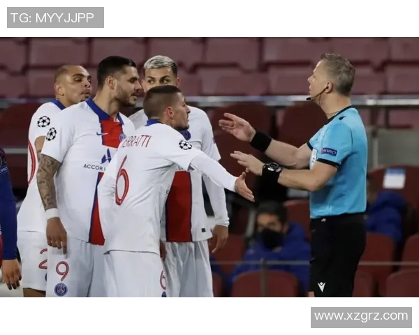 友谊赛平局收官里昂与巴黎圣日耳曼争议判罚引发全场热议